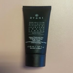 Avant Skincare Deluxe Hyaluronic Acid Vivifying Face & Eye Night Cream